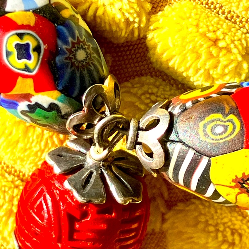 Vintage Butterfly and Bead Necklace - Picture 6 of 9